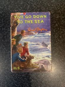 Three Original First Edition Rare Books from The Famous Five Series by Enid Blyton from 1952, 1953 & 1954 with Dust Jackets - Free Postage