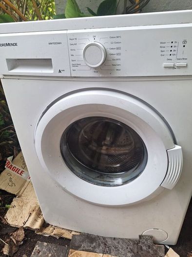 Normende Washing Machine buy to repair or for parts