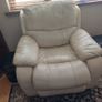 Cream 3 piece suite Image 2