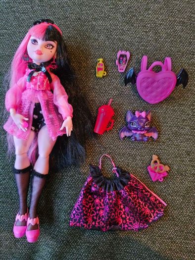 Monster High bundle