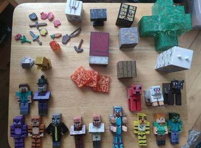 Minecraft figures