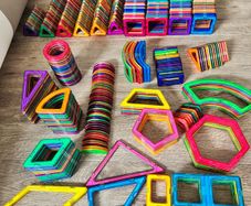 Large 350+ Piece Magnetic Building Tiles Set - Magformers Style - Excellent Condition