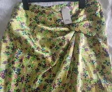 Beautiful river island skirt size 12