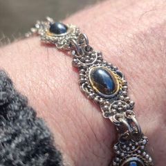 Stunning 19th Century Silver and Polished Agate bracelet