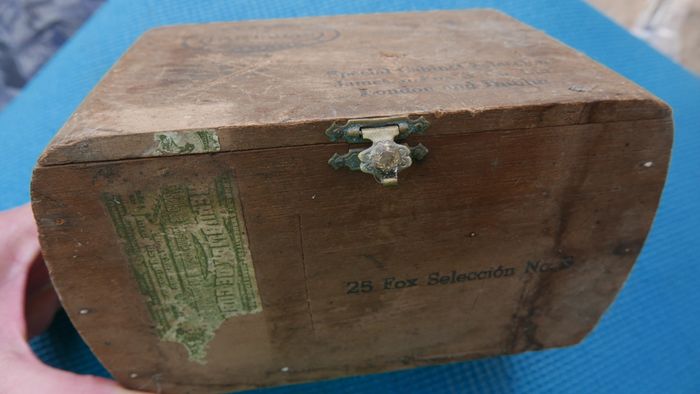 Vintage Flor de Tabacos Partagas Royale Limited Reserve Cigar Box