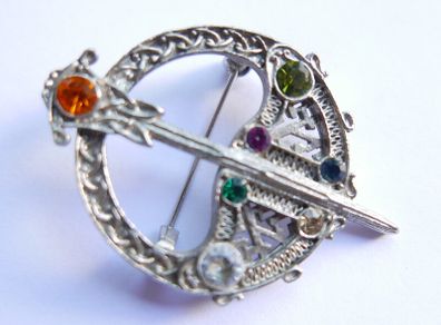Vintage Scottish Celtic Penannular Style Brooch With Rhinestone Detailing, 80s 90s Jewellery.