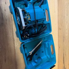 makita router