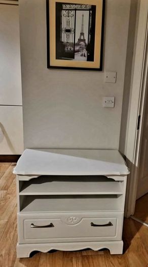 Tv table / shelves unit