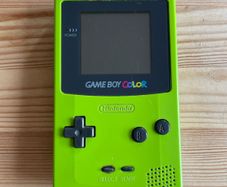 Gameboy Color With Tetris, Pokemon And Zelda: Link's Awakening Dx