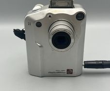 Fujifilm FinePix 6800 Zoom 3.1MP Digital Camera Silver - Tested