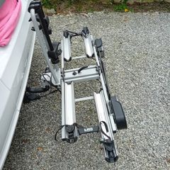 Towbar mounted bike carrier