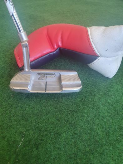 Full Set Of Golf Clubs