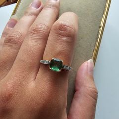 9ct Gold Green Tourmaline Ring