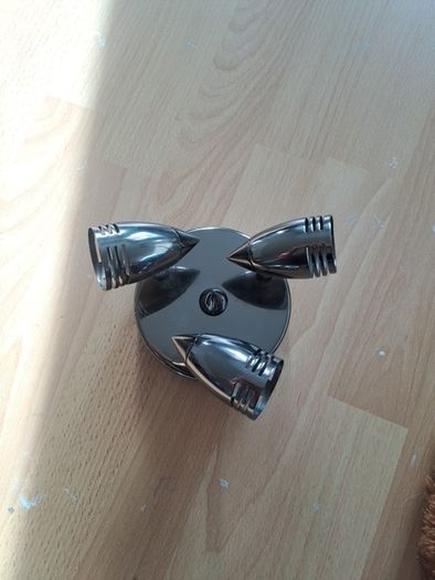 Round 3 light spotlight chrome