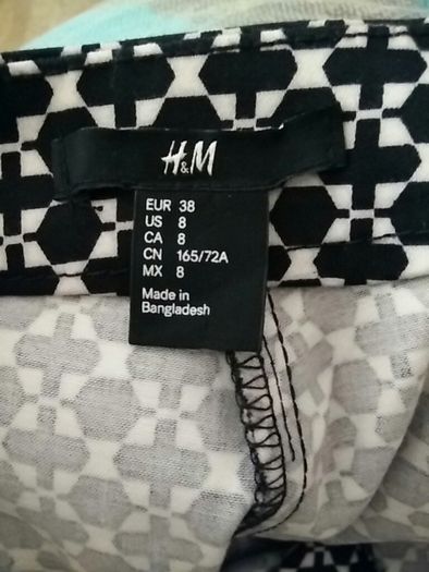 H&M Black and White Shorts