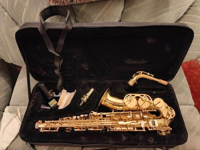 Alto Saxophone - Complete with Case & Accessories