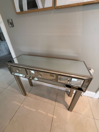 console table