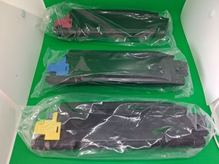 Postage - 3 x Compatible Kyocera TK5270 Toner Cartridges