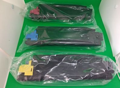 Postage - 3 x Compatible Kyocera TK5270 Toner Cartridges