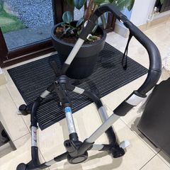 bugaboo Donkey 3 Chassis in swords