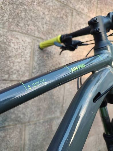 !!!immaculate Condition!!! Cube Aim Pro Mountain Bike