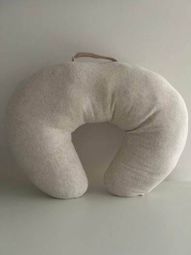 Breastfeeding pillow mama & papas like new