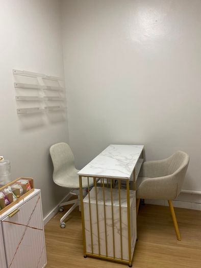 Nail table & Beauty Room Available to rent Dublin