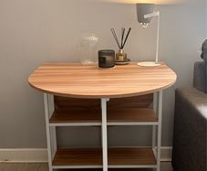 Folding table