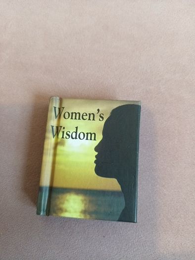 Mini women's  wisdom book