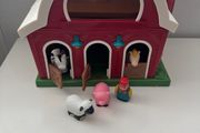 Battat Big Red Barn animal farm playset