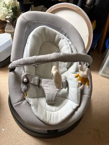 Baby swing