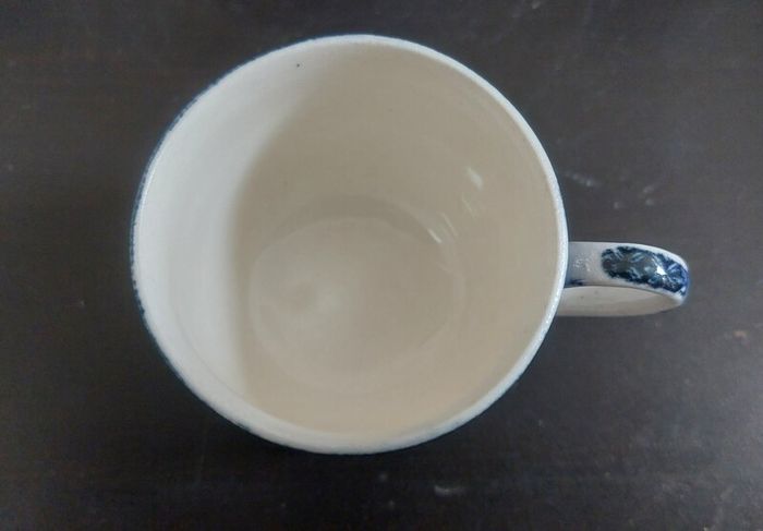 Beautiful Antique Blue and White Willow Pattern Small Coffee Can Cup, English Made, Unknown Maker