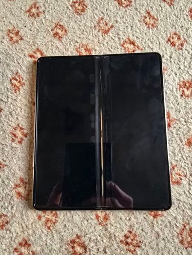 Z fold 5 (broken inner screen)