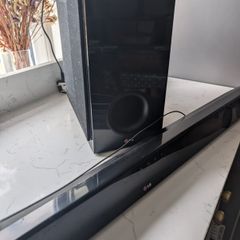 LG sound bar and LG wireless subwoofer