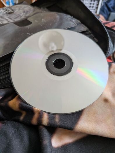 CDs eur 1 each no cases