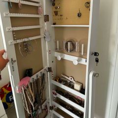 Jewllery mirror