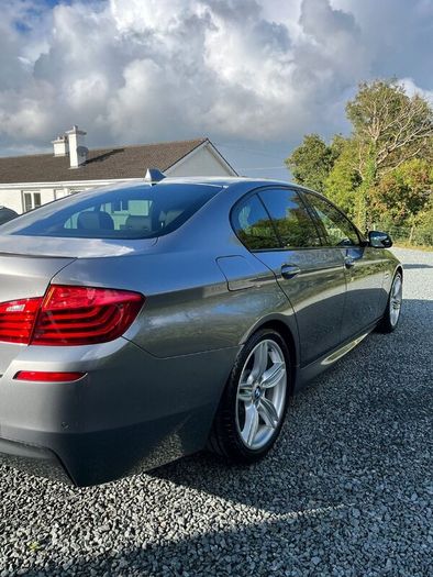BMW 5-Series 2016