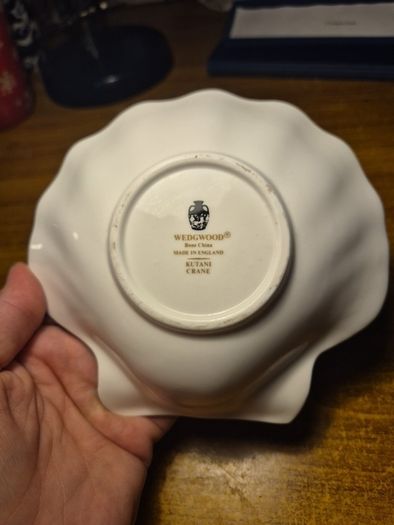 Wedgwood Bone China Kutani Crane Shell Shape Scallop Trinket Dish