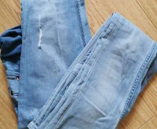 maternity jeans  XS
