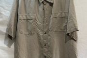 short-sleeve button-down casual shirt