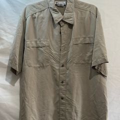 short-sleeve button-down casual shirt
