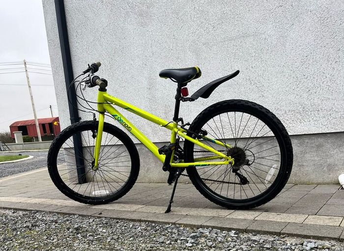 Childrens bike (8-12 years old)