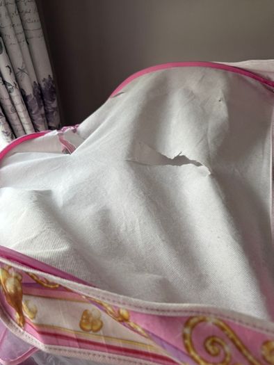 Toddler bed