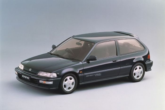Honda Civic EF9 SiR - BRONZE Windscreen