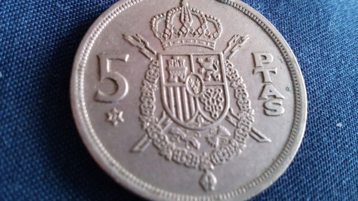 5 Peseta Coin. Spain 1975.