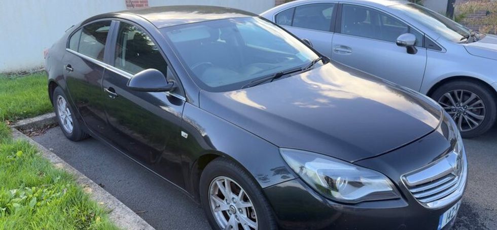 Opel Insignia 2014 2 nct and tax until May 2027