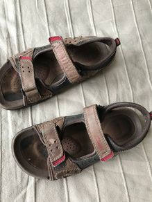 boys sandals