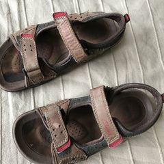 boys sandals