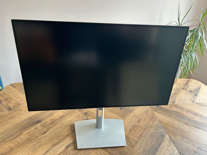Dell u2722de monitor