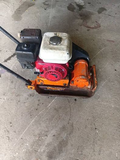 Honda wacker vibration plate